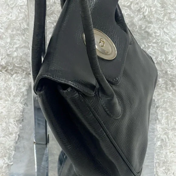 Christian Dior Leather Shoulder Bag - Picture 4 of 16